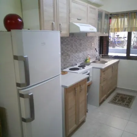 Nefeli House 게스트하우스 *